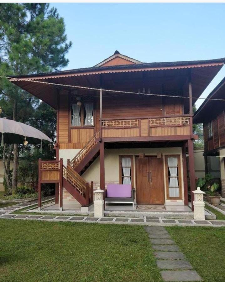 The Kulawi Villa & Resort Пунсак Екстериор снимка